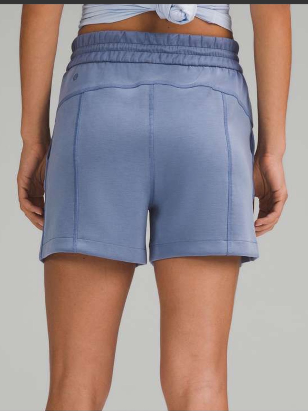NWT LULULEMON Softstreme High-Rise Short 4" in Oasis Blue sz 4